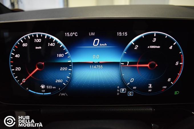 MERCEDES-BENZ B 180 d Automatic Premium